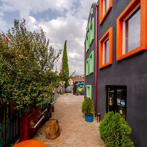 Hotel Tato & Coworking Space, Tbilisi